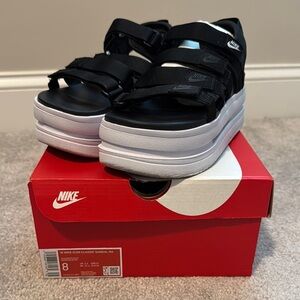 Nike Women's Black Sandals